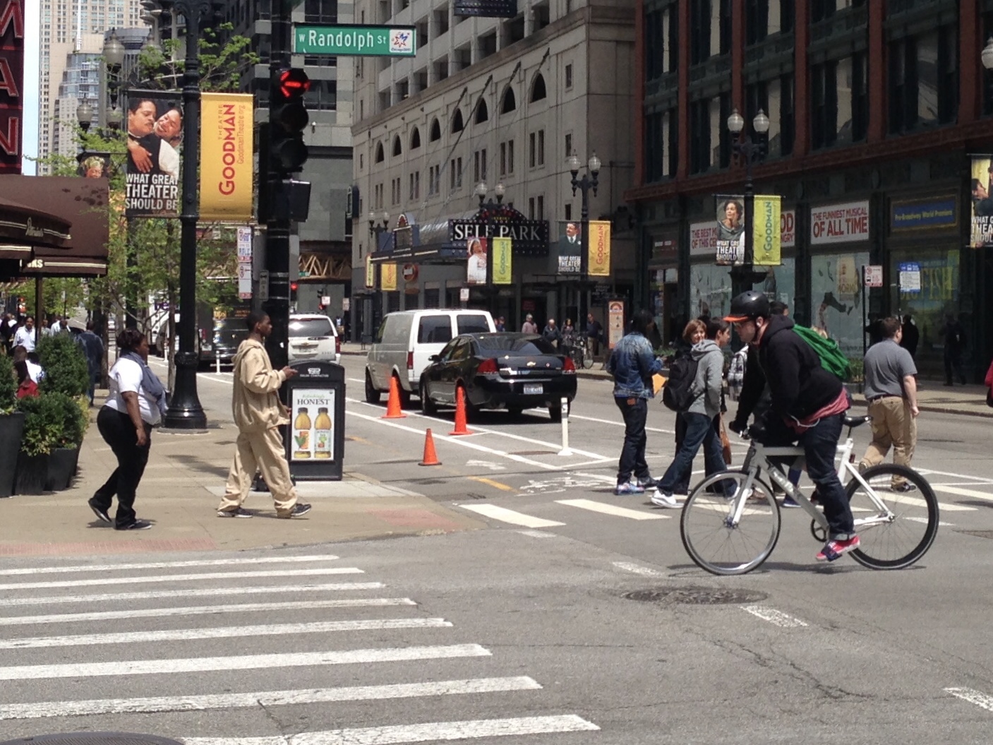 stoplight pedestrian accident in chicago