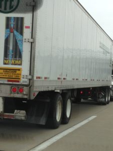 Chicago Jackknife Accident Lawyer