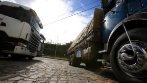 phoenix truck t-bone accident attorney