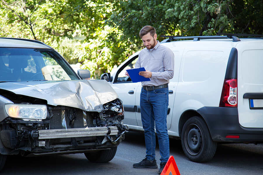 Featured Image for: Can I Get a Settlement for a Car Accident Without a Lawyer?