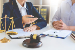 how to pay for a lawyer with no money
