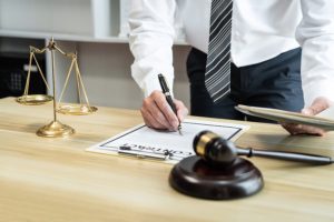 ​Do Lawyers Take Cases They Can’t Win