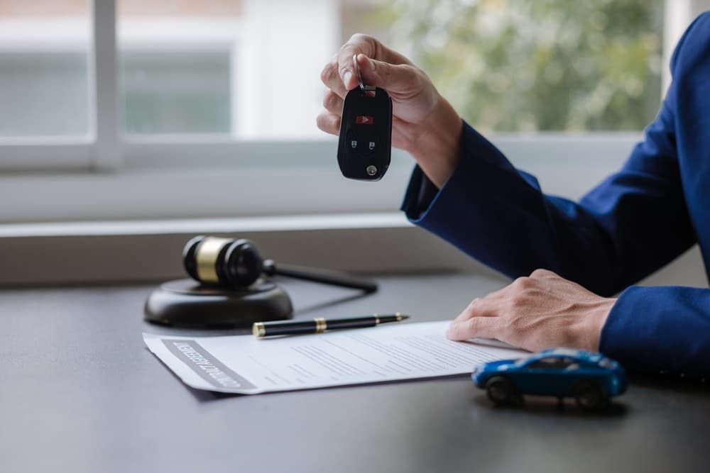 Featured Image for: ​When to Get an Attorney for a Car Accident