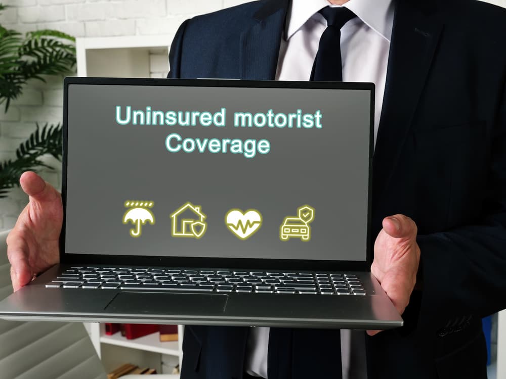 Featured Image for: How Can a Car Accident Lawyer Help Me File a UM/UIM Claim?